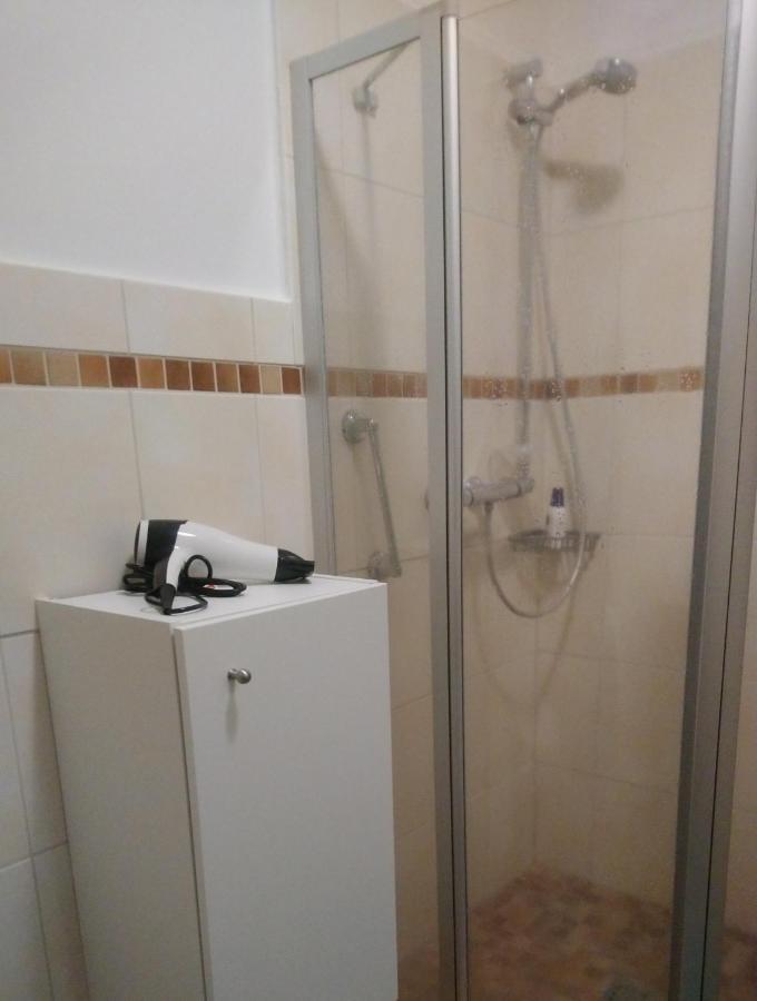 Gaestehaus „Barbara” Mit Garage In 26919 Brake Brake  Εξωτερικό φωτογραφία